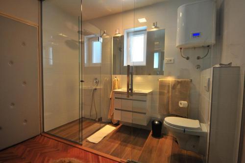 Hostal Double Room Banjol 5077a
