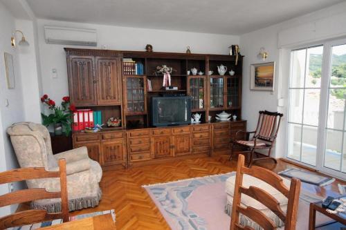 Apartments With A Parking Space Banjol (rab) - 5022