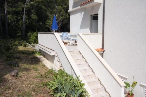 Apartments With A Parking Space Banjol (rab) - 5022