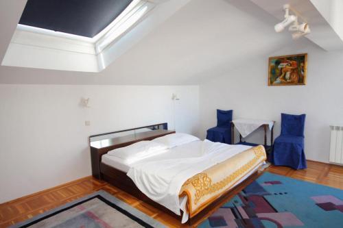 Apartments With A Parking Space Banjol (rab) - 5022
