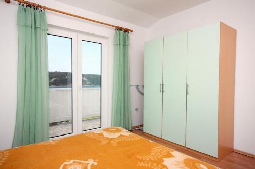 Apartments With A Parking Space Kampor (rab) - 5018