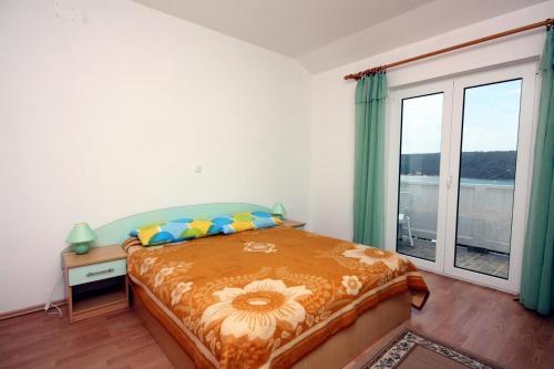 Apartments With A Parking Space Kampor (rab) - 5018