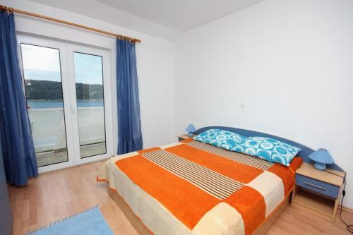 Apartments With A Parking Space Kampor (rab) - 5018