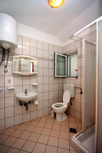 Apartments With A Parking Space Kampor (rab) - 5018