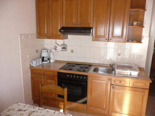 Apartment In Rab/insel Rab 16098