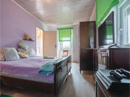 Two-bedroom Holiday Home In Rakalj
