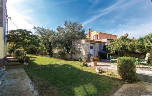 Two-bedroom Holiday Home In Rakalj
