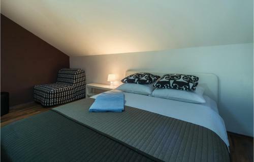 Two-bedroom Apartment In Rakovica
