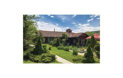 Two-bedroom Apartment In Rakovica