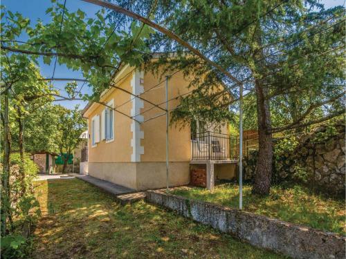 One-bedroom Holiday Home In Rasopasno