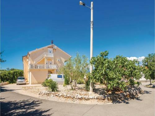 One-bedroom Apartment In Rasopasno