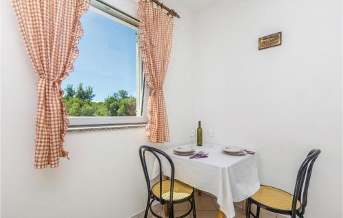 One-bedroom Apartment In Rasopasno