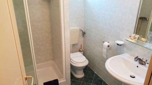 Hostal Rooms By The Sea Rava (dugi Otok) - 15880
