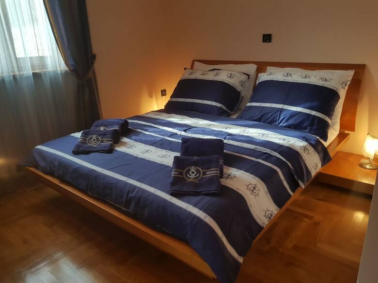 Hostal Villa Rava Residence & Restaurant