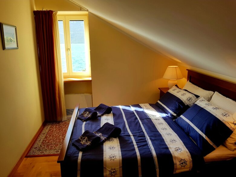 Hostal Villa Rava Residence & Restaurant