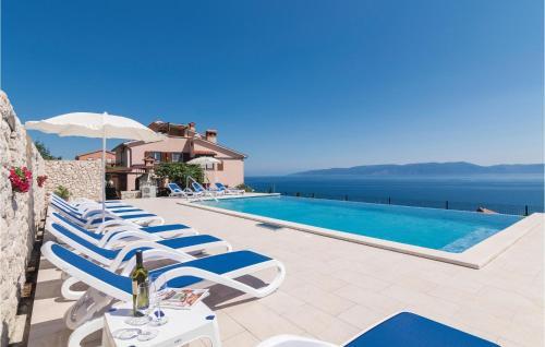 One-bedroom Apartment In Labin