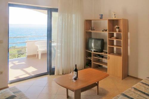 Apartment Blazina (lbn100)
