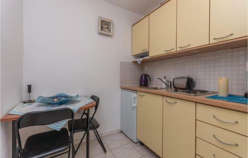 One-bedroom Apartment In Razanac
