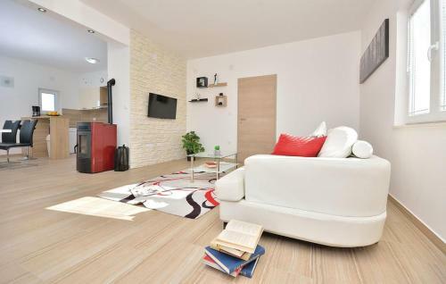 Mathieu Holiday Home