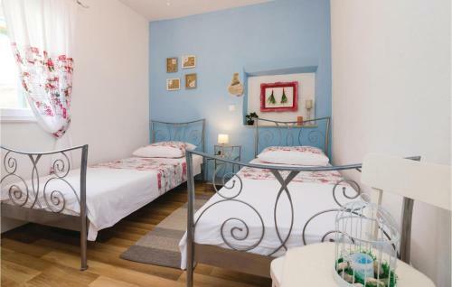 Two-bedroom Holiday Home In Razanac