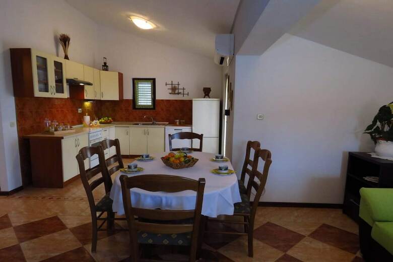 Apartamentos Holiday Home Diana