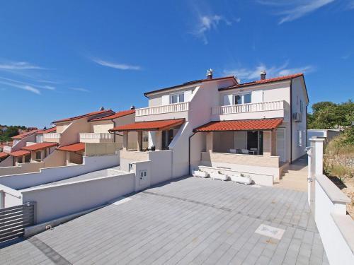 Holiday Home Claudia 1