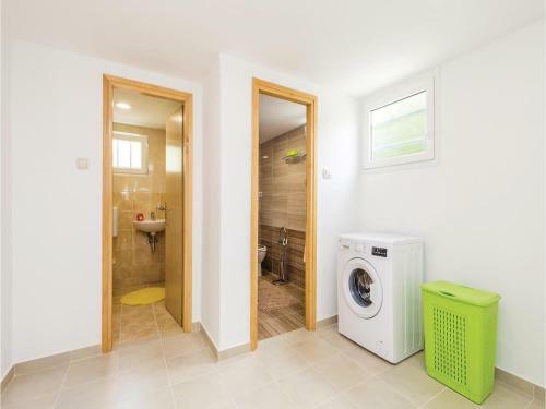 Two-bedroom Holiday Home In Rijeka