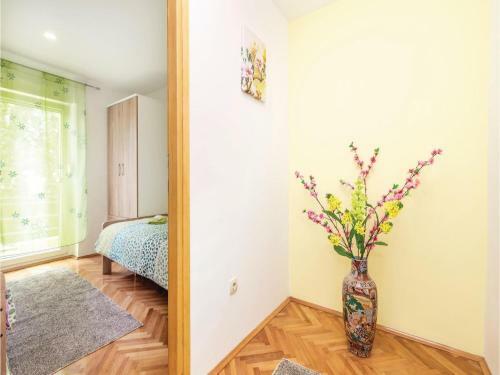 Two-bedroom Holiday Home In Rijeka