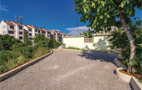 Two-bedroom Holiday Home In Rijeka