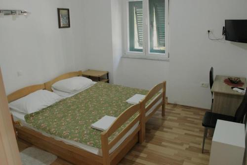 Apartments With Wifi Rijeka - 14061