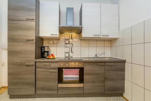 Apartments By The Sea Rijeka - 15592