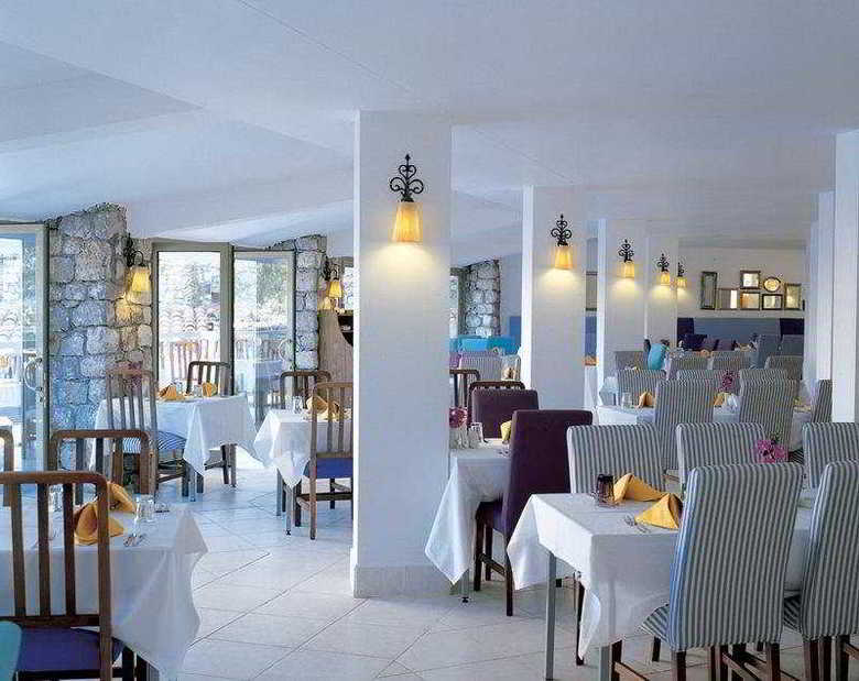 Hotel Marti La Perla