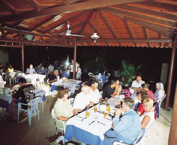 Hotel Kervan Side