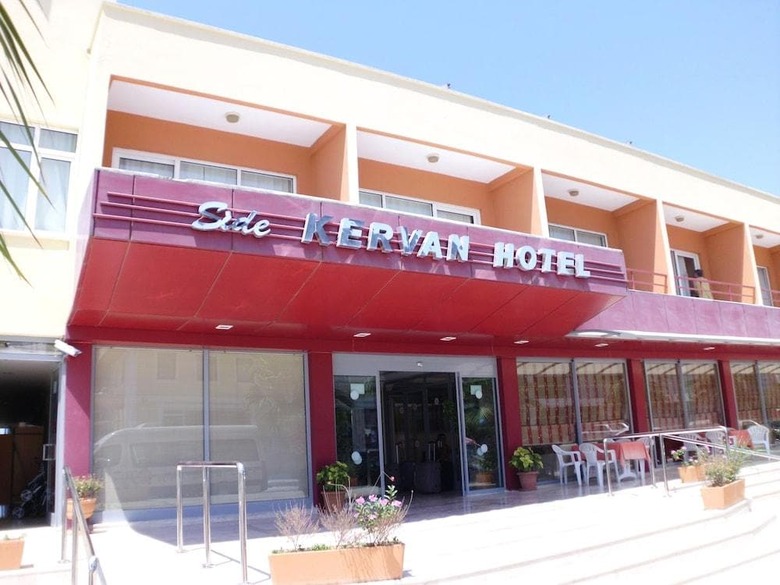 Hotel Kervan Side