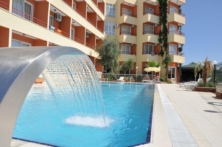 Hotel Kervan Side