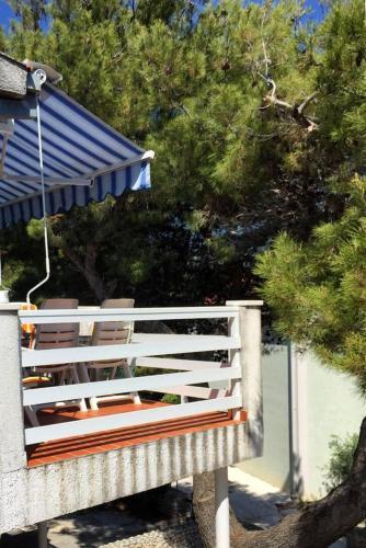 Apartments By The Sea Rogoznica - 1092