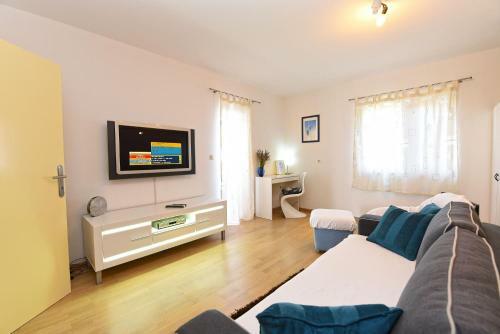Apartment Monfiorenzo 1551