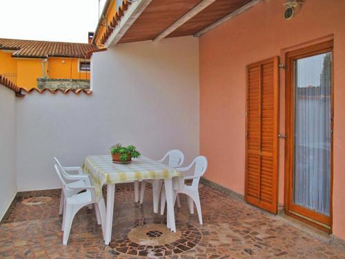 Holiday Home Laiki (roj208)