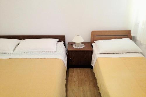 Apartments With A Parking Space Sali (dugi Otok) - 908