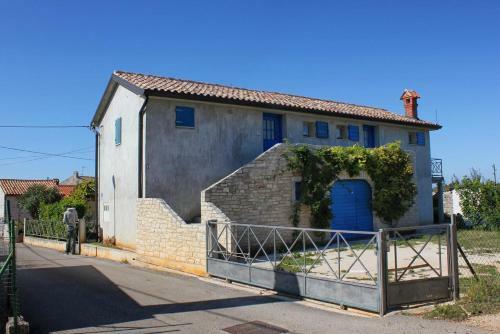 Apartment Zambratija 7141c