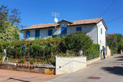 Apartment Zambratija 7141c