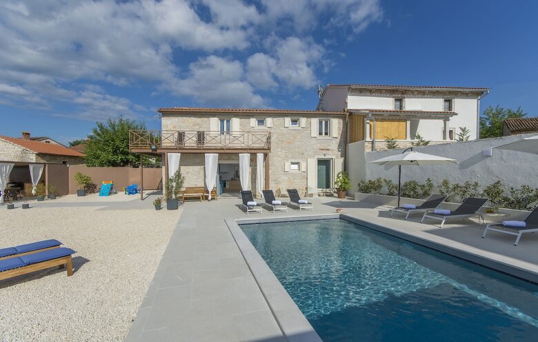 Villa Famiglia
