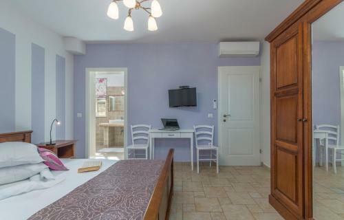 Luxury Villa Sana With Pool And Relaxing Panoramic View
