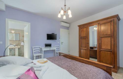 Luxury Villa Sana With Pool And Relaxing Panoramic View