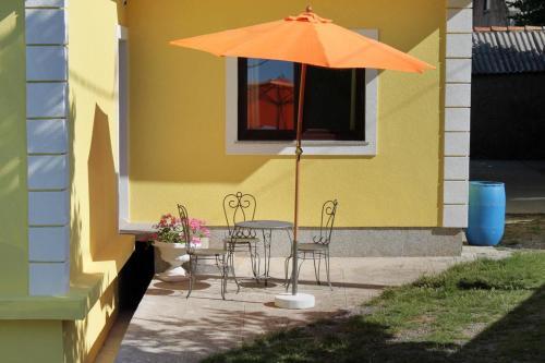 Apartments With A Parking Space Senj - 5559