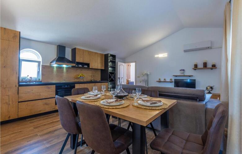 Holiday Home Sestanovac Put Zezevice