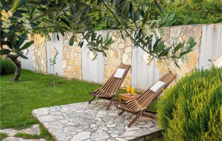 Holiday Home Sestanovac Put Zezevice