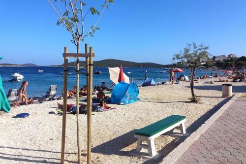 Apartments By The Sea Sevid (trogir) - 4287