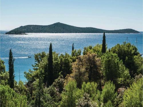 Three-bedroom Holiday Home Sevid With Sea View 09