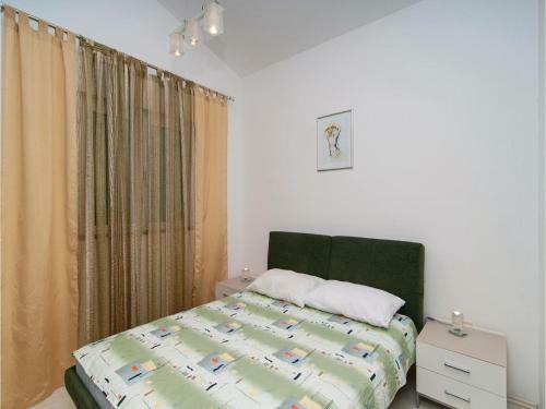 Three-bedroom Holiday Home Sevid With Sea View 09